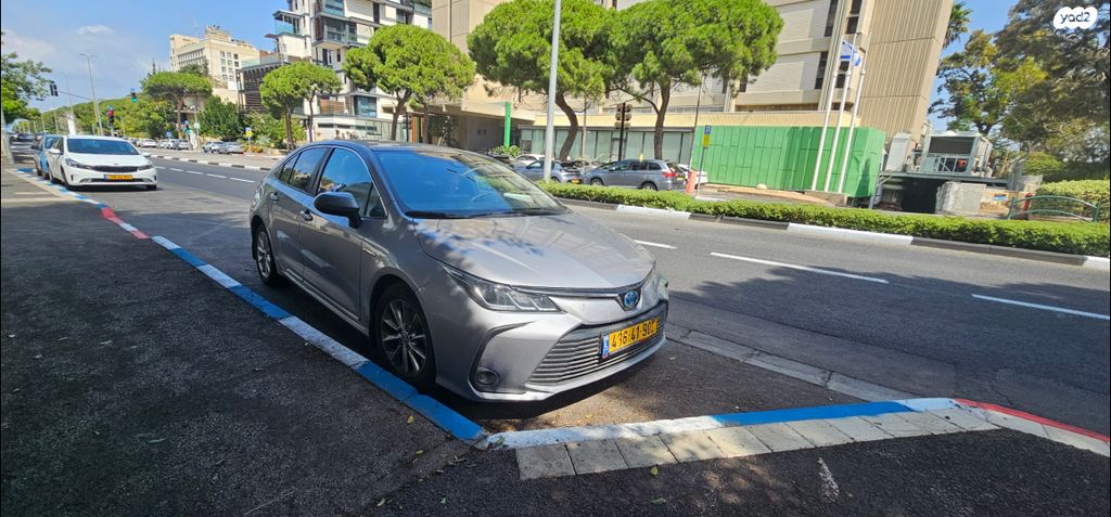 טויוטה קורולה