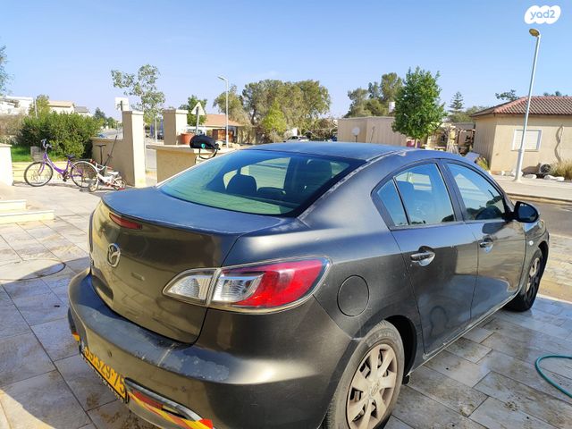 מאזדה 3