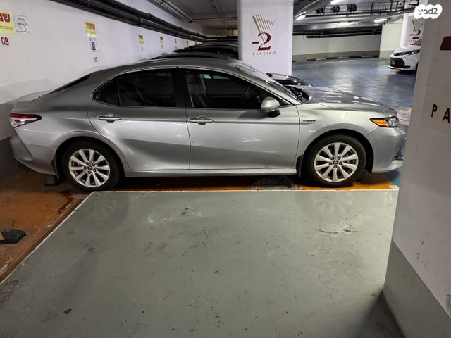 מודעת רכב טויוטה קאמרי