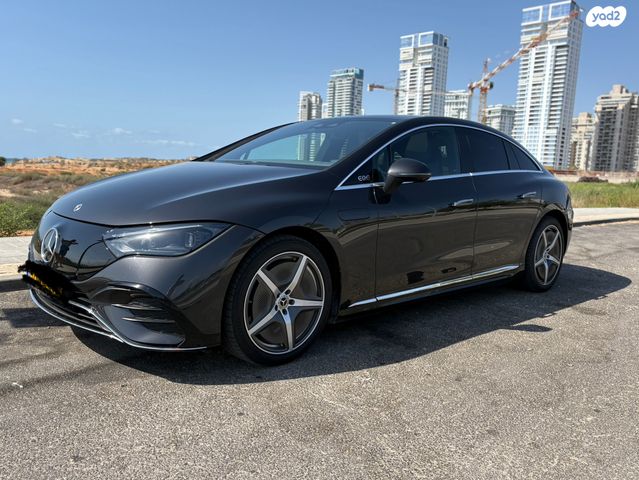 מודעת רכב מרצדס-בנץ EQE