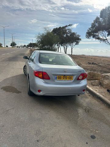 טויוטה קורולה