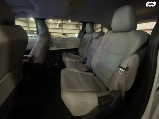 טויוטה סיינה