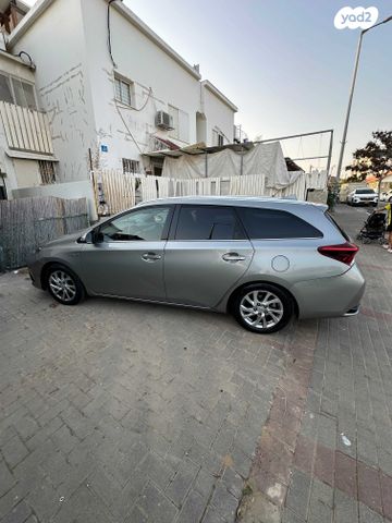 טויוטה אוריס