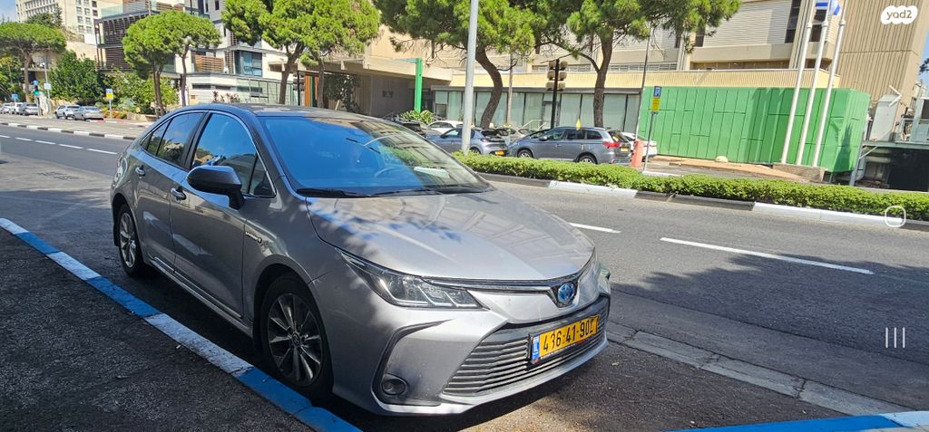 טויוטה קורולה