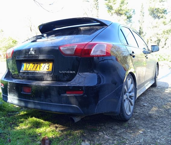 מיצובישי לנסר