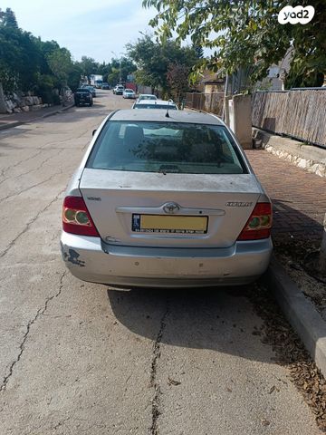 טויוטה קורולה