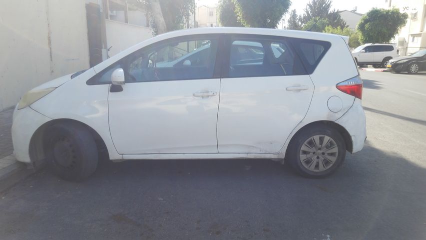 טויוטה ורסו-S