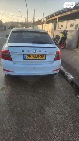 סקודה אוקטביה