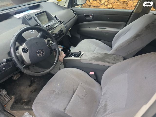 מודעת רכב טויוטה פריוס