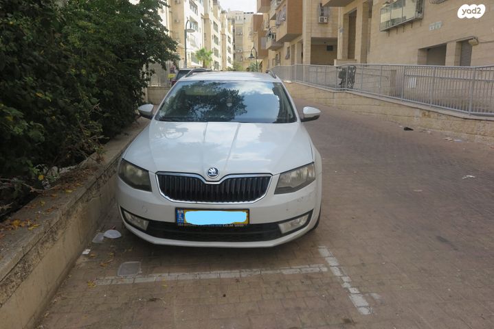 סקודה אוקטביה