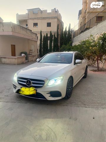 מודעת רכב מרצדס-בנץ E-class