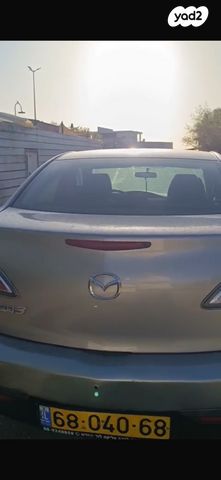 מודעת רכב מאזדה 3