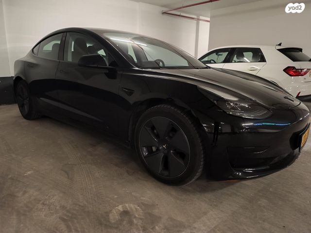 טסלה מודל 3
