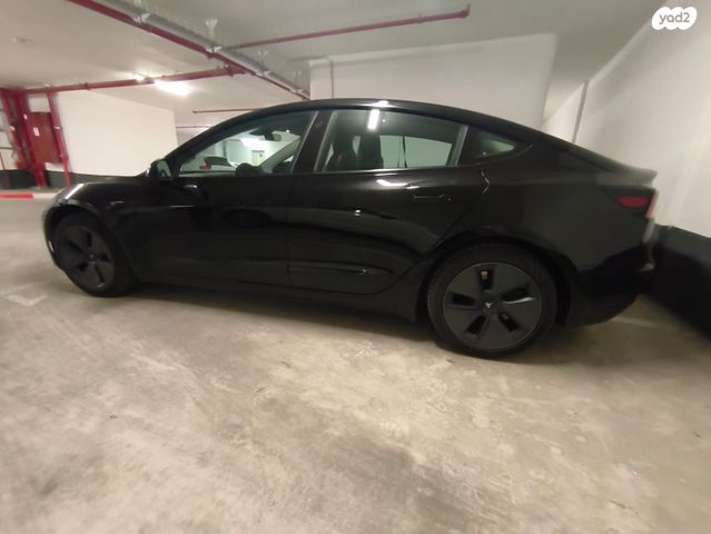 טסלה מודל 3