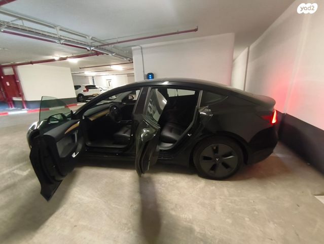 טסלה מודל 3