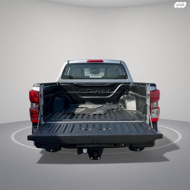 איסוזו די-מקס