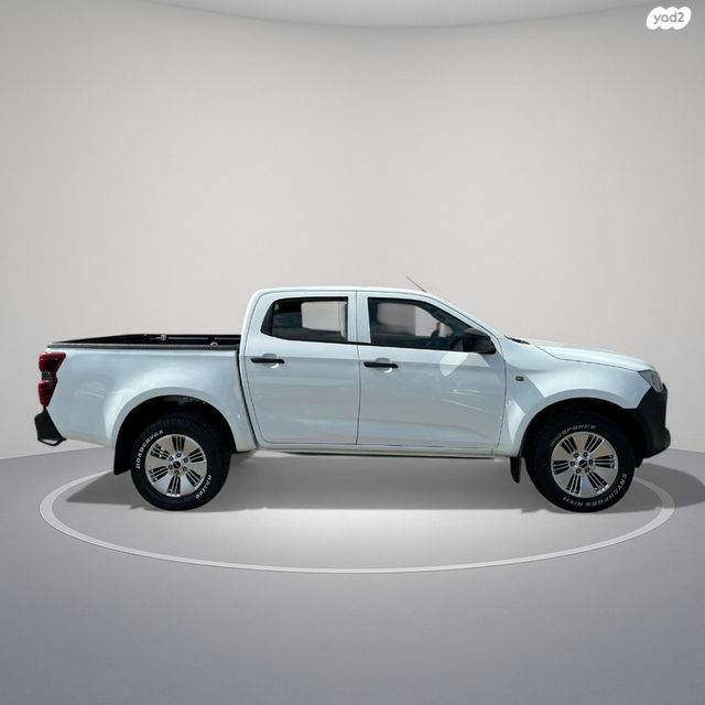 איסוזו די-מקס