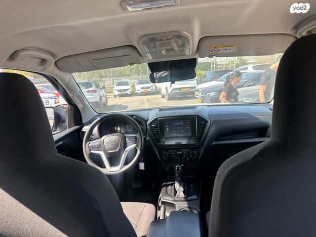 איסוזו די-מקס