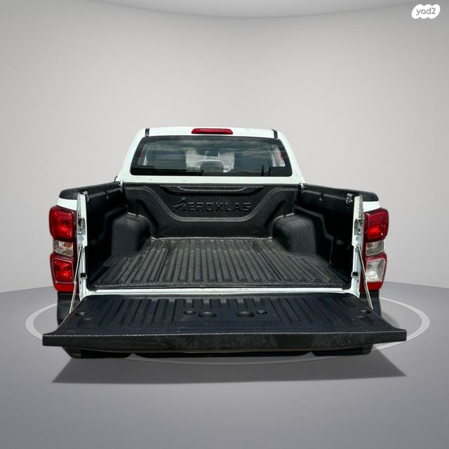 איסוזו די-מקס