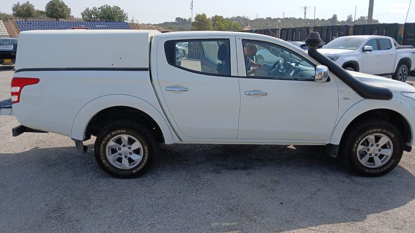 מודעת רכב מיצובישי טרייטון / L200