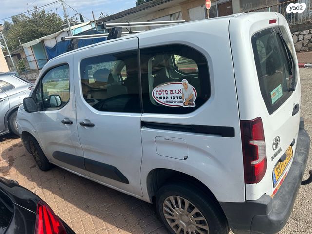 מודעת רכב טויוטה פרואייס סיטי