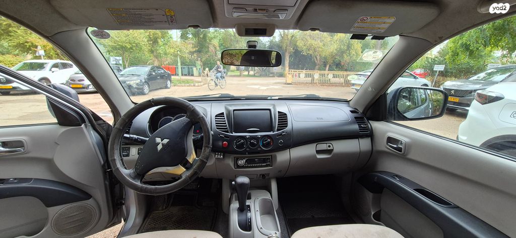 מיצובישי טרייטון / L200