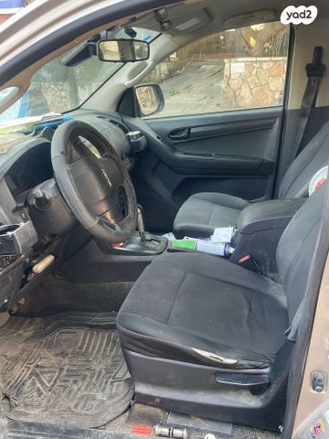 מודעת רכב איסוזו די-מקס