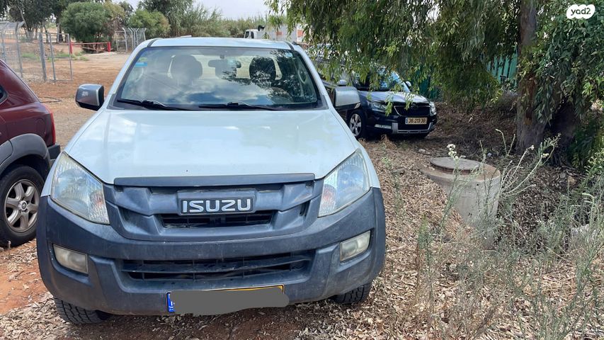 מודעת רכב איסוזו די-מקס