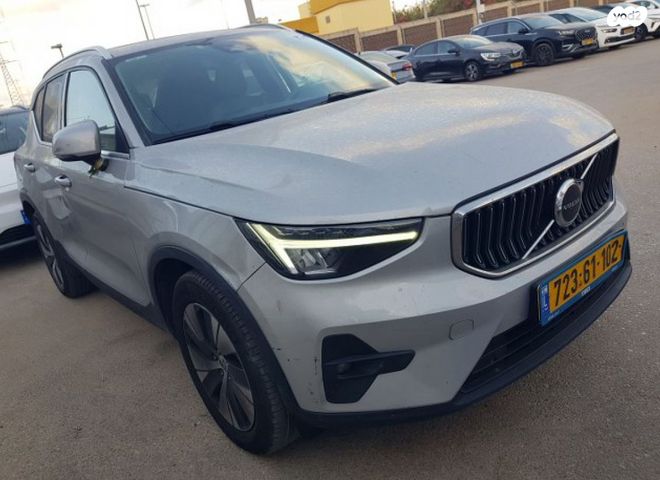 מודעת רכב וולוו XC40
