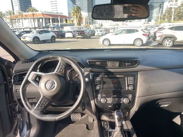 ניסאן אקס טרייל