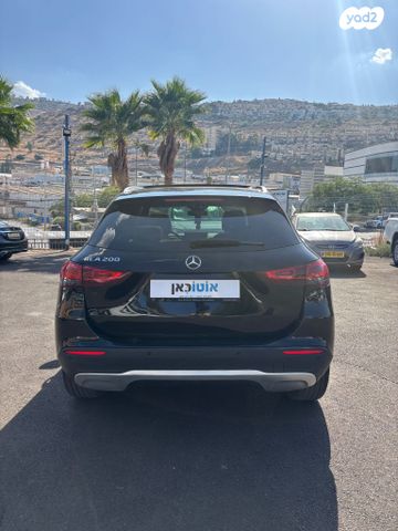 מרצדס-בנץ GLA