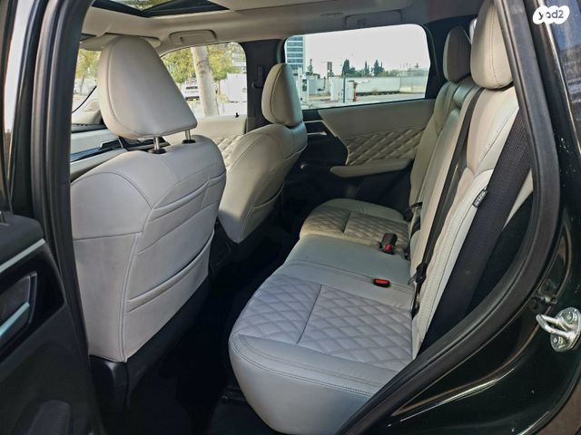 מיצובישי אאוטלנדר