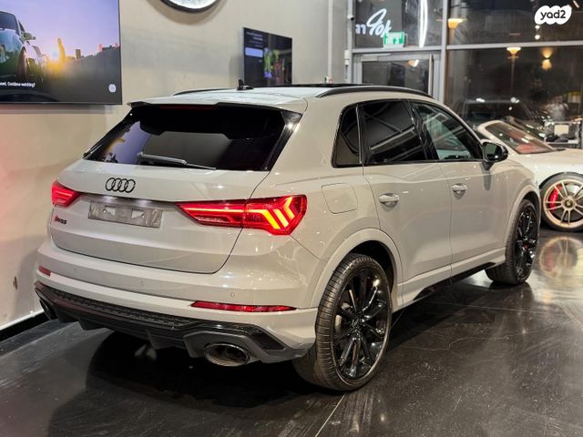 מודעת רכב אאודי RS Q3 2