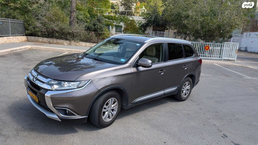 מיצובישי אאוטלנדר