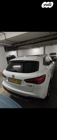 מודעת רכב אם ג'י EHS PHEV