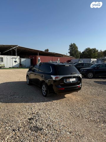 מיצובישי אאוטלנדר