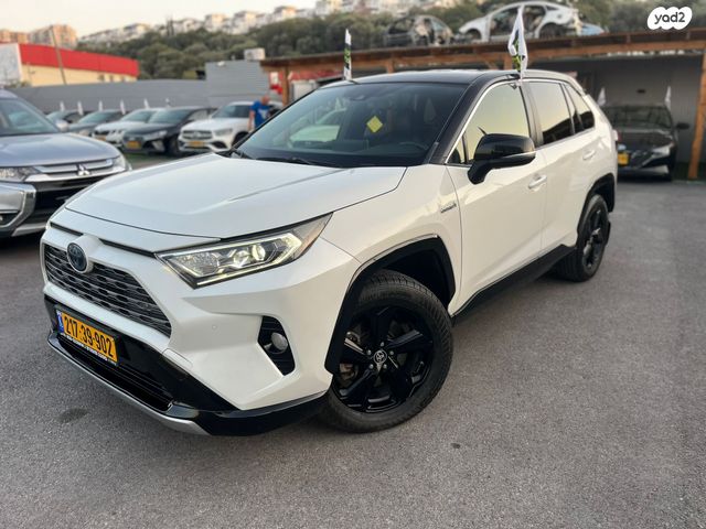 מודעת רכב טויוטה RAV4
