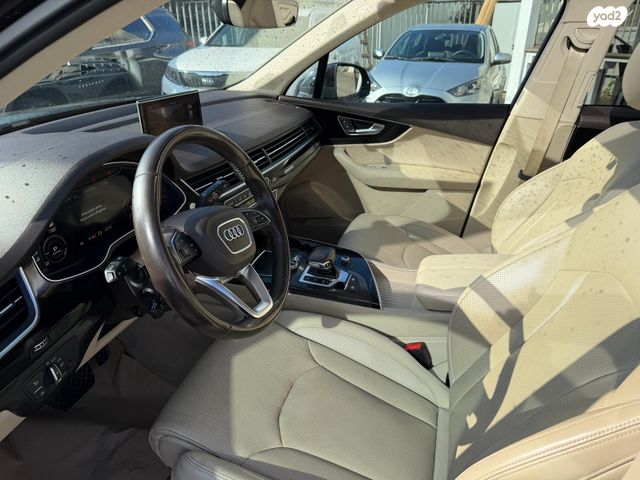 אאודי Q7