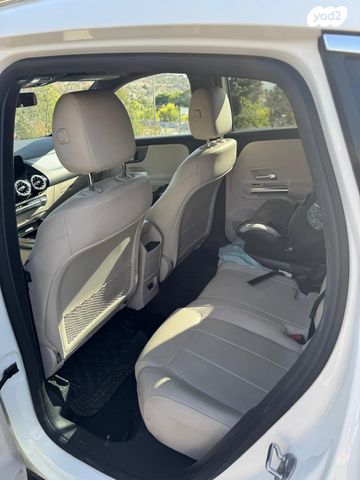 מרצדס-בנץ GLA