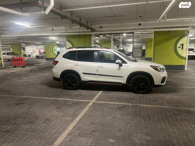 סובארו פורסטר