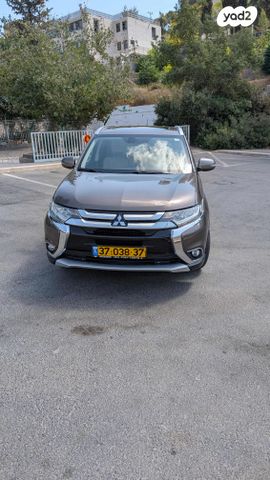 מיצובישי אאוטלנדר