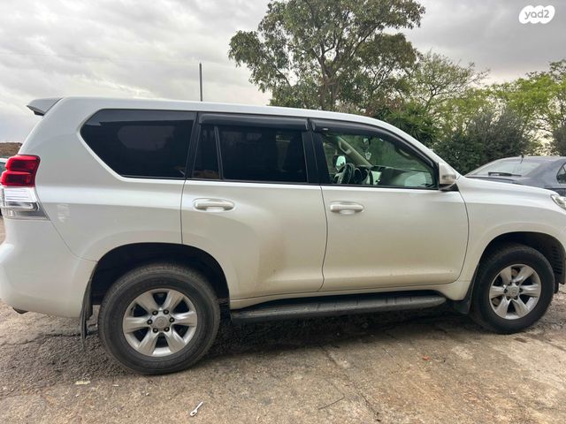 מודעת רכב טויוטה לנד קרוזר
