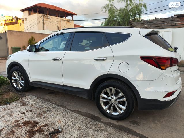 יונדאי סנטה פה