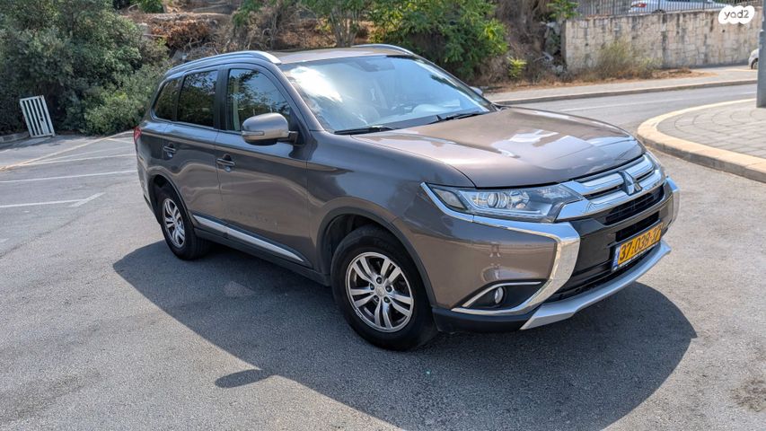 מיצובישי אאוטלנדר