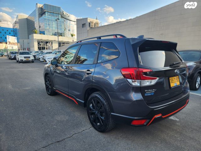 סובארו פורסטר