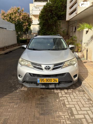 טויוטה RAV4