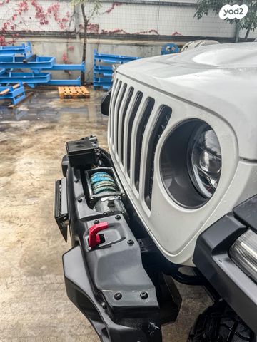 ג'יפ גלדיאטור