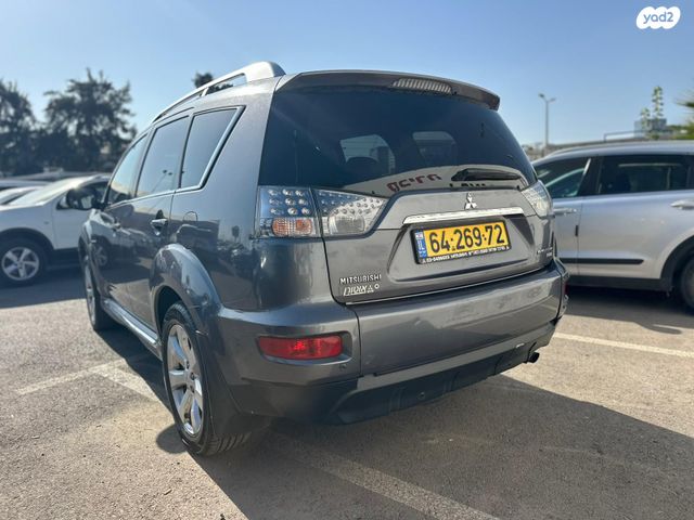 מיצובישי אאוטלנדר