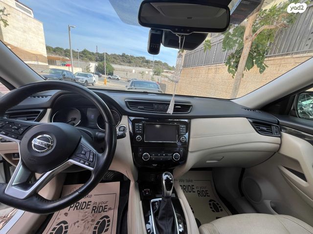 ניסאן אקס טרייל