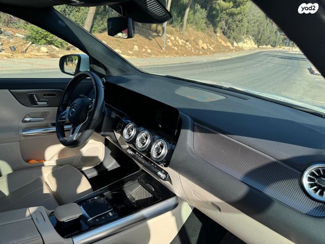 מרצדס-בנץ GLA